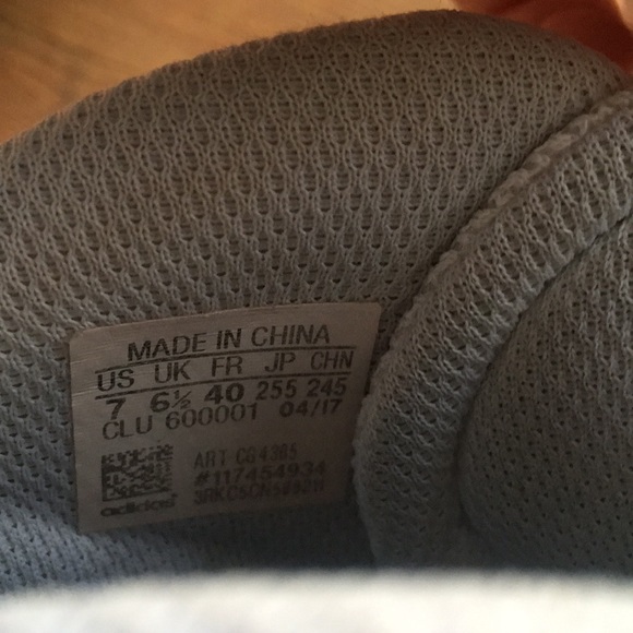 Adidas basketball shoes! - Picture 6 of 7